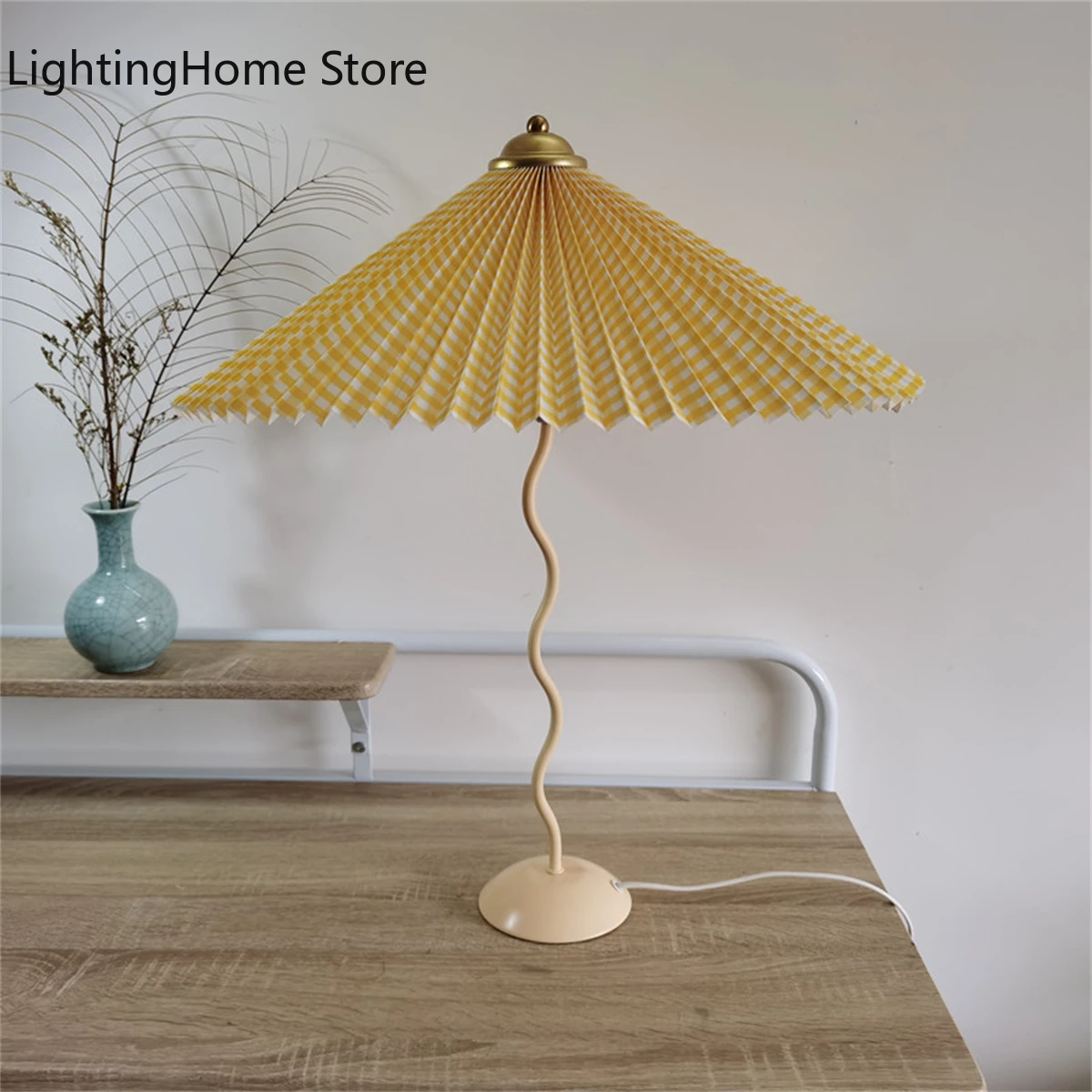 Desk Setup Vintage - Table Lamp ins Retro Pleated Umbrella
